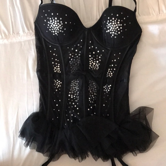 Victoria secret corset - Picture 2 of 3